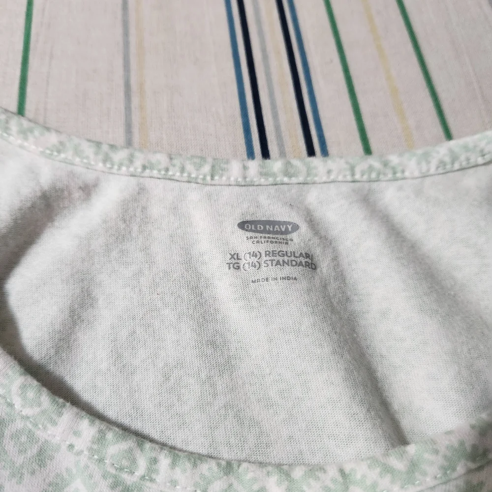 OLD NAVY, YOUTH WHITE/GREEN GEOMETRIC PATTERN,  CINCHED WAIST DRE SIZE XL A-89